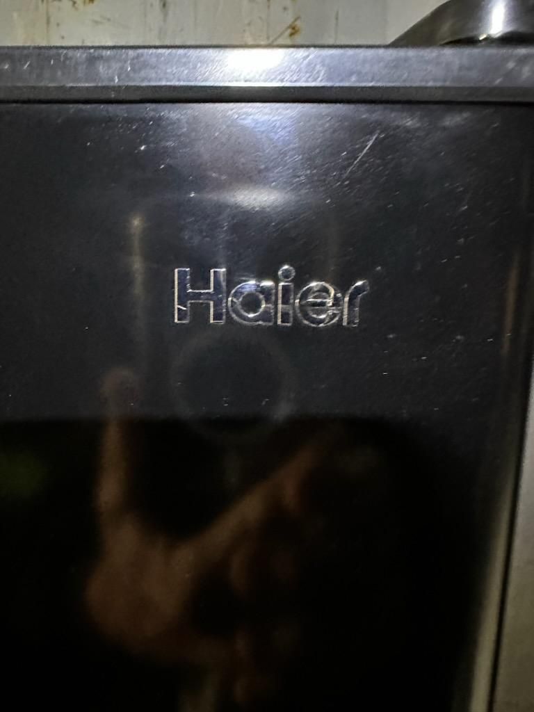 Haier Refrigerator HA10TG21BSB 9.8 Cubic Feet for Sale in Redlands, CA
