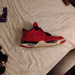 Shoes , Jordans One Pair Retro 4s And Other Pair Of The Camouflage Dub Zeros 150 For Both Or Will Trade For An Electric Scooter