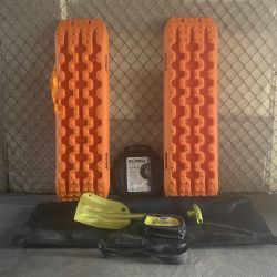 Koenig Tire Chains CG-9 and Traction Boards