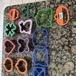 Multiple Sandwich Shape  Cutters