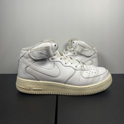 Used Nike Air Force Mid Size 8.5M no box!