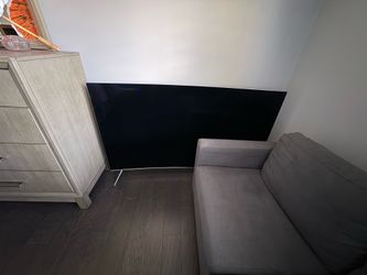 62” Samsung TV