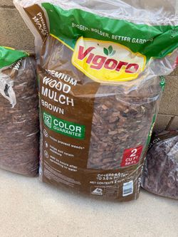 2 bags of brown mulch