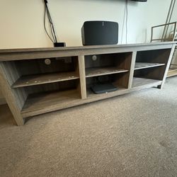 TV TABLE FOR BASICALLY FREE