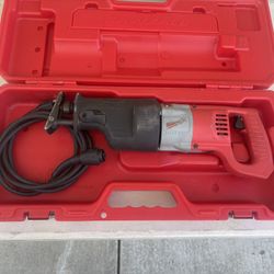 Milwaukee cord sawzall 