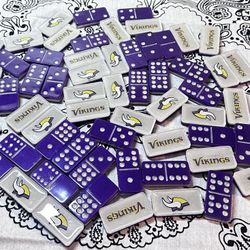 Custom Double 9s Dominoes 