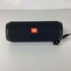 JBL Flip 4 Bluetooth Speaker 