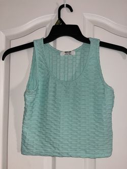 $1 Women’s Top MEDIUM 