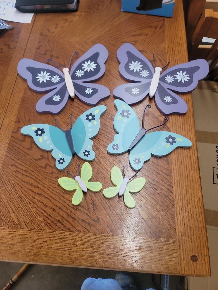 6 Piece Butterfly Wall Hangings