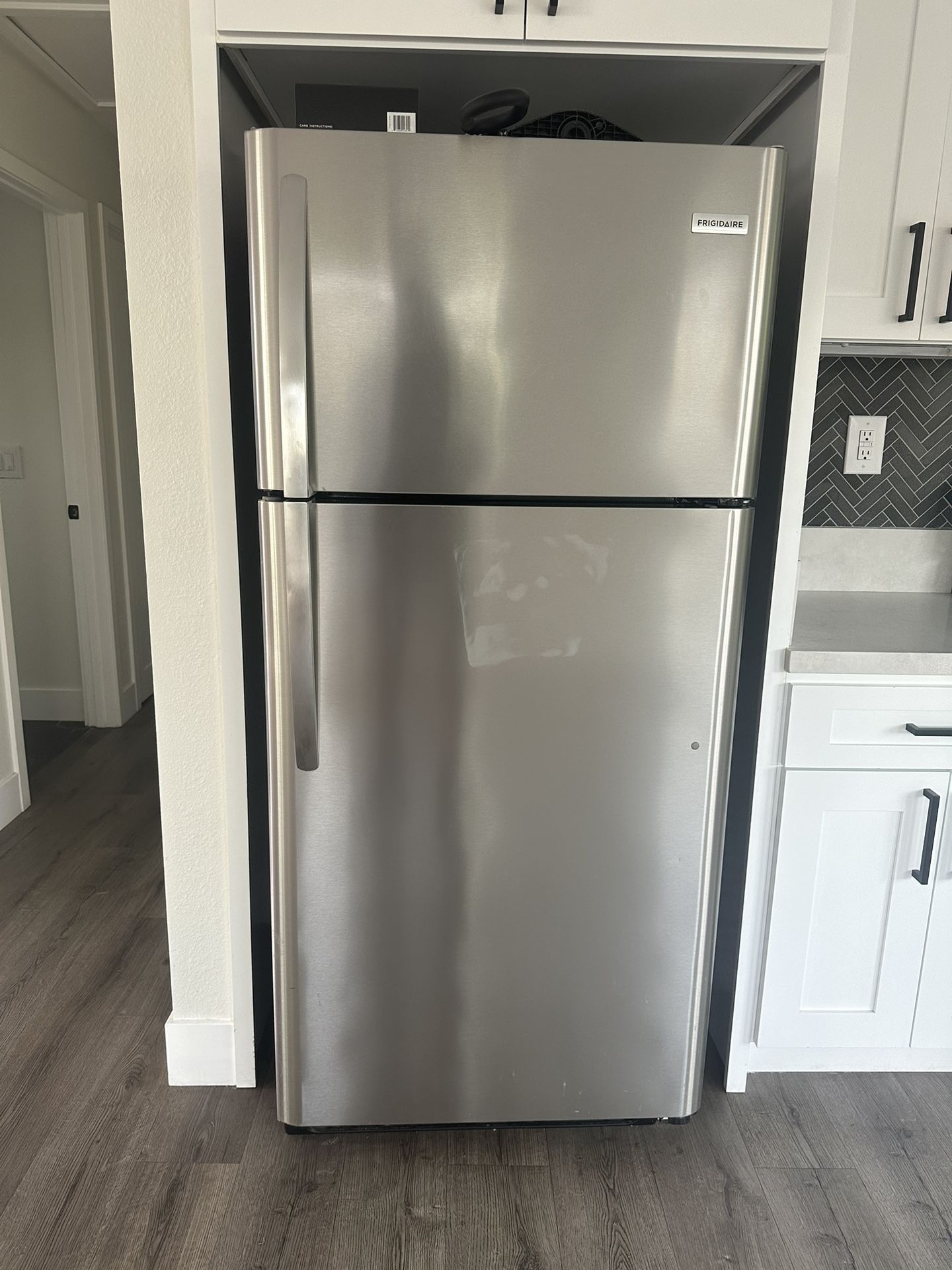 Refrigerator for Sale 