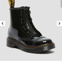 Dr Marten Boots