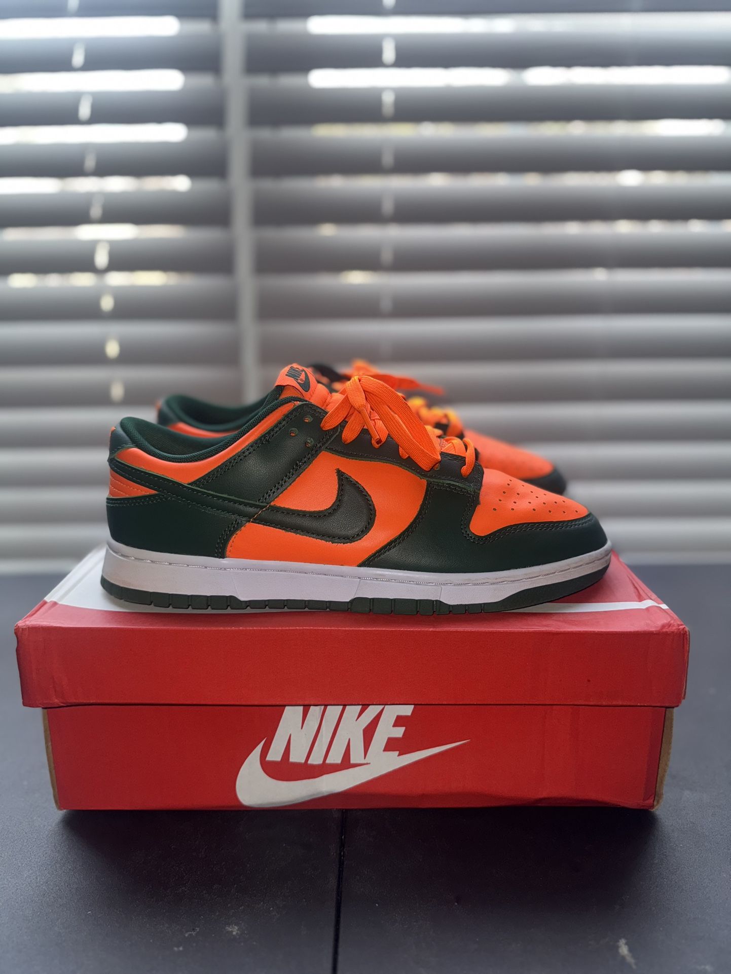 Nike Dunk Low ‘Miami Hurricanes’