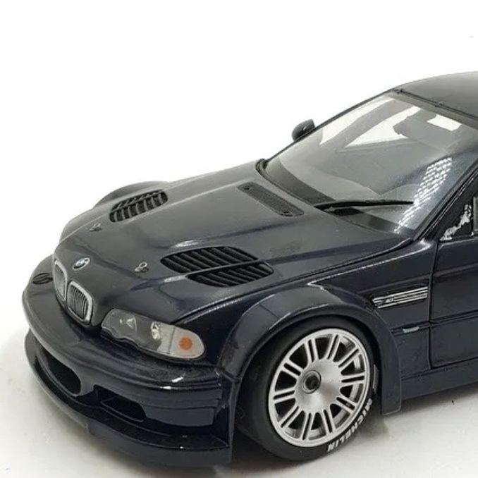 MINICHAMPS BMW M3 GTR street version dark blue E46 1/18