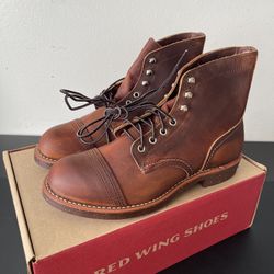 Redwing Boots 7.5 D