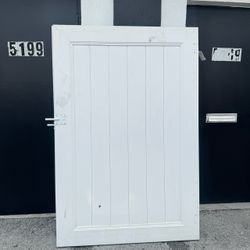 Used PVC gate