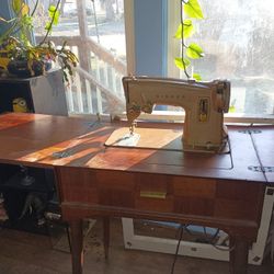 Singer Sewing Machine Vintage