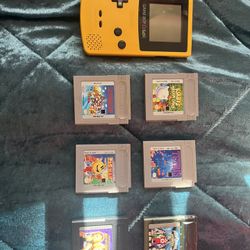 Game Boy & Games Included