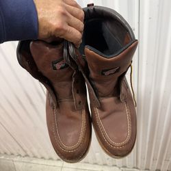 Red wings classic boots