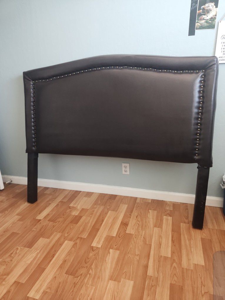 Queen Size Bed Headboard, You Pick Up
