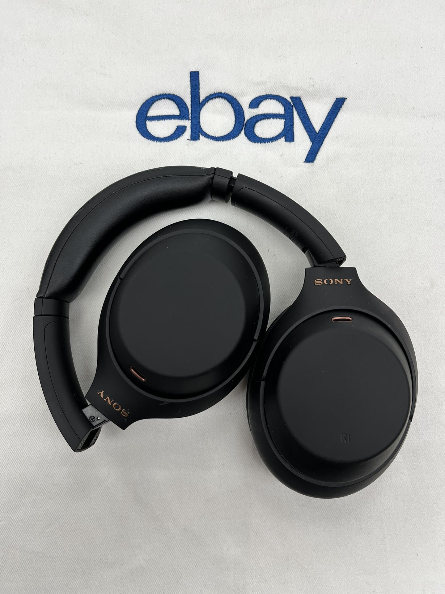 Sony WH-1000XM4 Over the Ear Wireless Noise Canceling Headset - Black