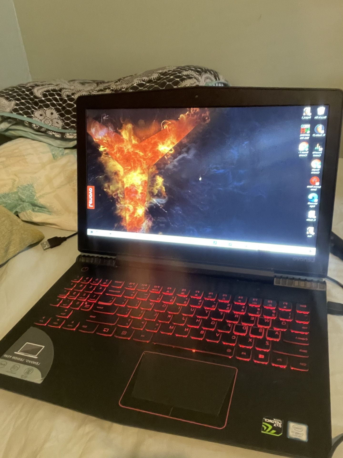 Lenovo Legion Y520 