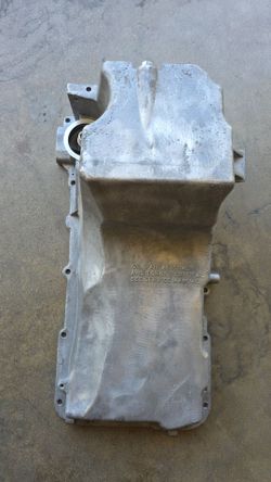 2005 Denali GM Oil pan