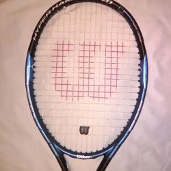Wilson tennis racket. CARBON FIBER Raquet + TENNIS BALLS