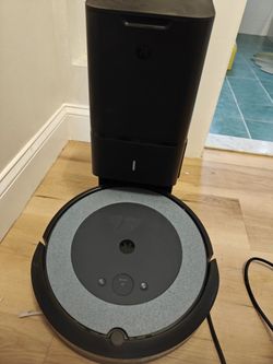 iRobot Roomba i4+ EVO Self-Emptying Robot Vacuum