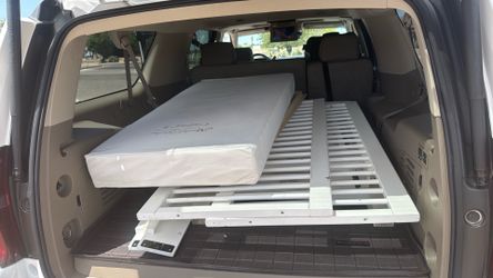 Newport Cottages White Full‑Size Crib + Mattress – Used