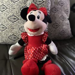 Minnie Mouse red plushie