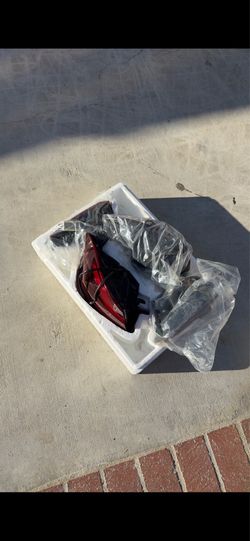 Vland 12-19 BMW 3 Series F30 F80 Tail Lights With LED GTS Style