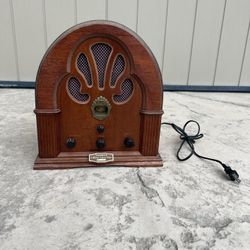 Thomas Collectors Edition Wood Radio 1986 Vintage