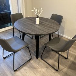 Table 4 Chairs 