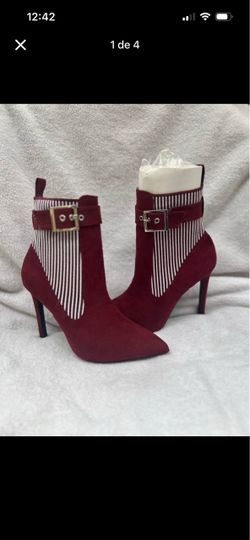 ⭐️ Zapatillas  burgundy👠🌹