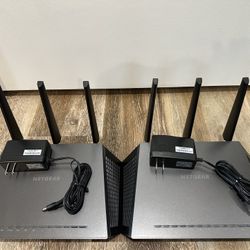 (2) Used NETGEAR Nighthawk Smart Wi-Fi Router (R7000) - AC1900 Wireless Speed 1900 Mbps