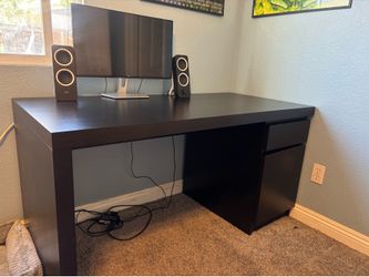 Black IKEA Malm Desk