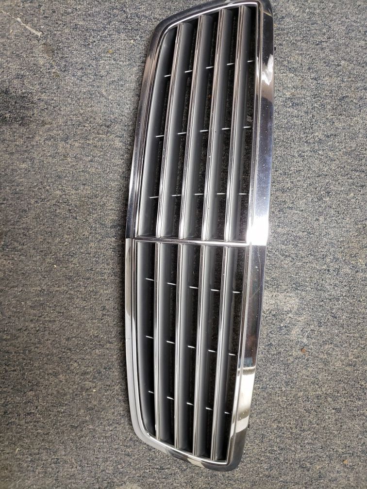 Mercedes Benz grill