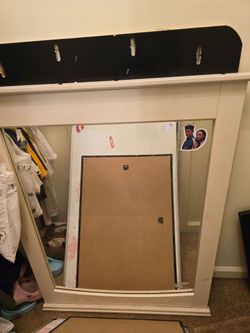 Dressers with mirror