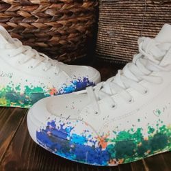  Dolce Vita Brycen Limited Edition Pride Sneakers