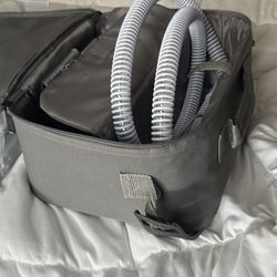BRAND  NEW SLEEP APNEA MACHINE 