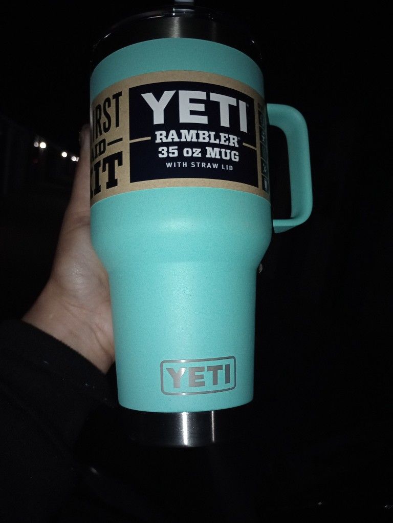 YETI 35oz