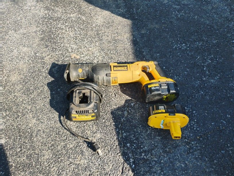 DeWalt Sawsall