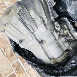 2003-2006 Infiniti G35 Transmisión (for Parts )