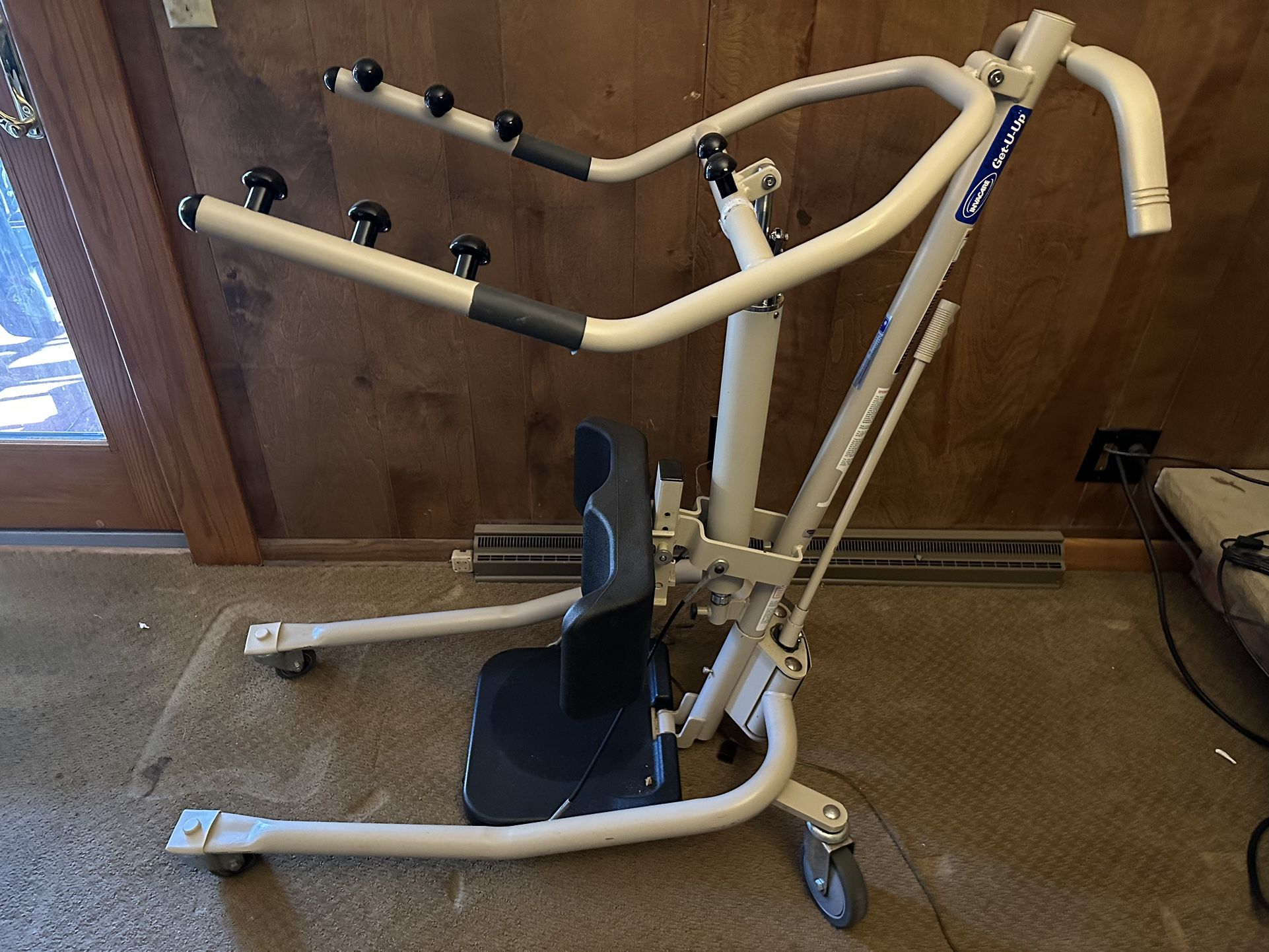 Invacare Get You Up Lift