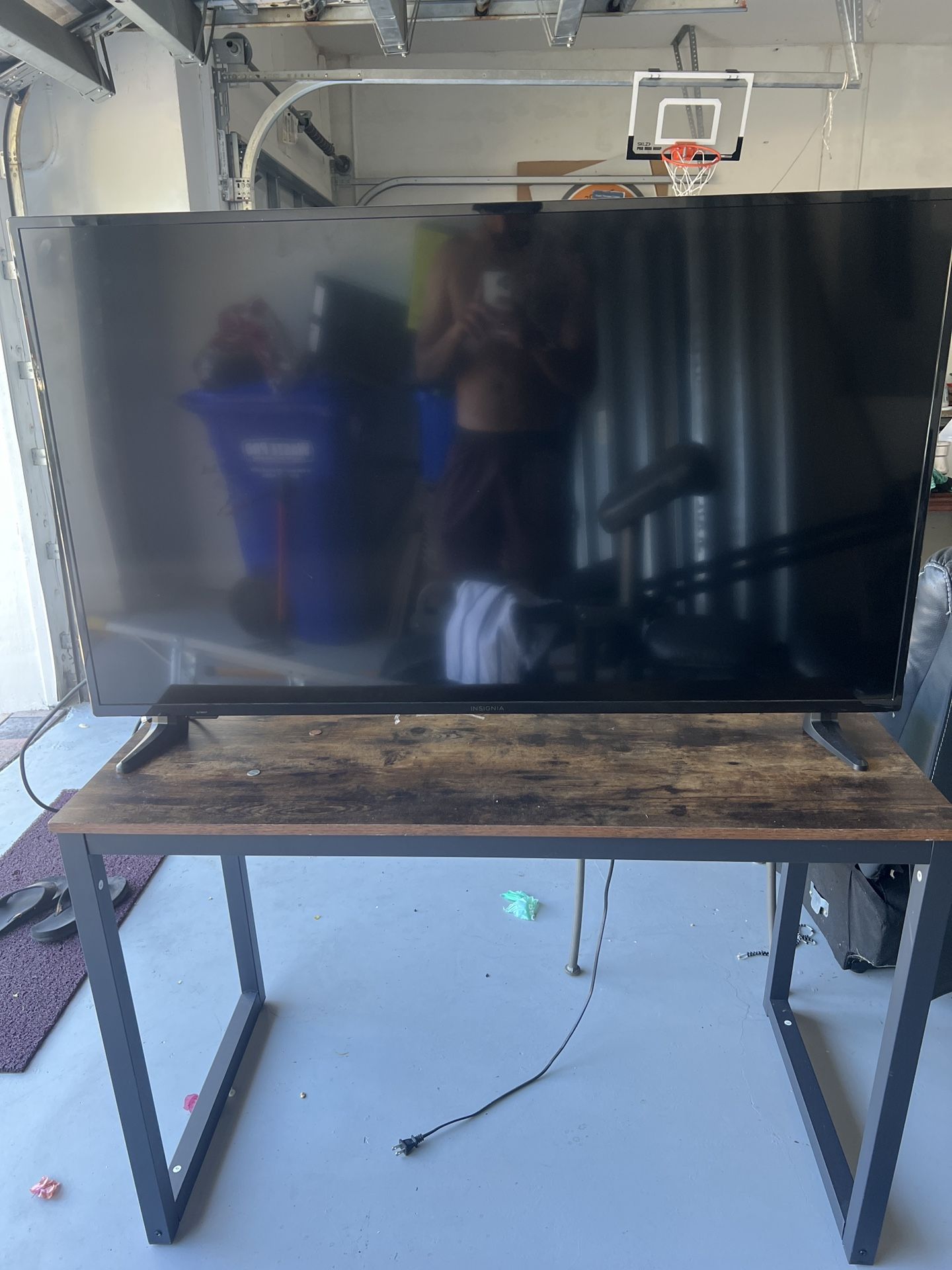 Insignia LCD TV - 55 inches