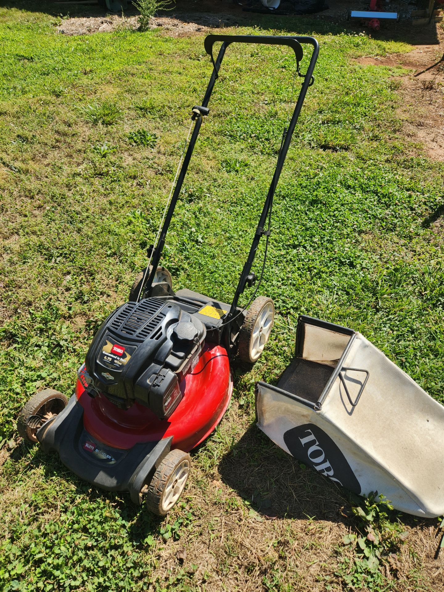 Toro Recycler 21" 163 cc Runs well. Price firm. Local pickup only
