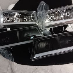  Front Headlight Lamp w/LED DRL for 2003/2007 Chevy Chevrolet Silverado Avalanche (Clear Lens&Black Housing&Clear Reflector)