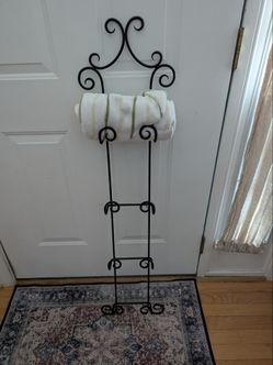 45" Black Wrought Iron Towel Holder