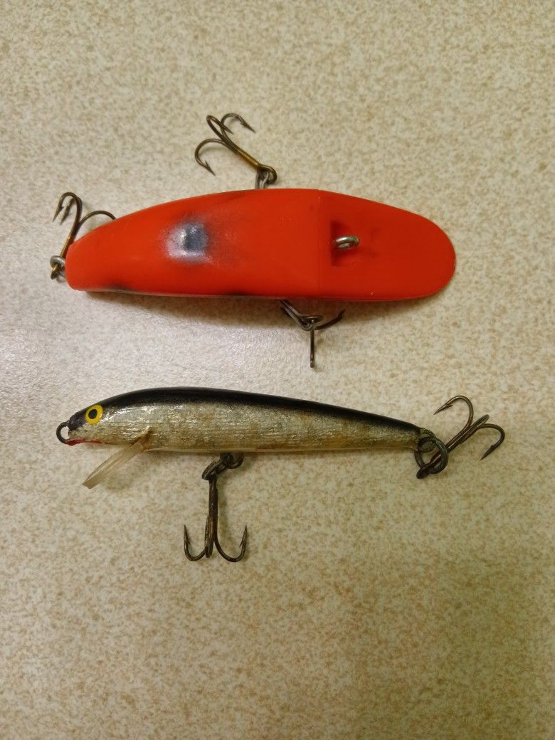 2 Vintage Lures