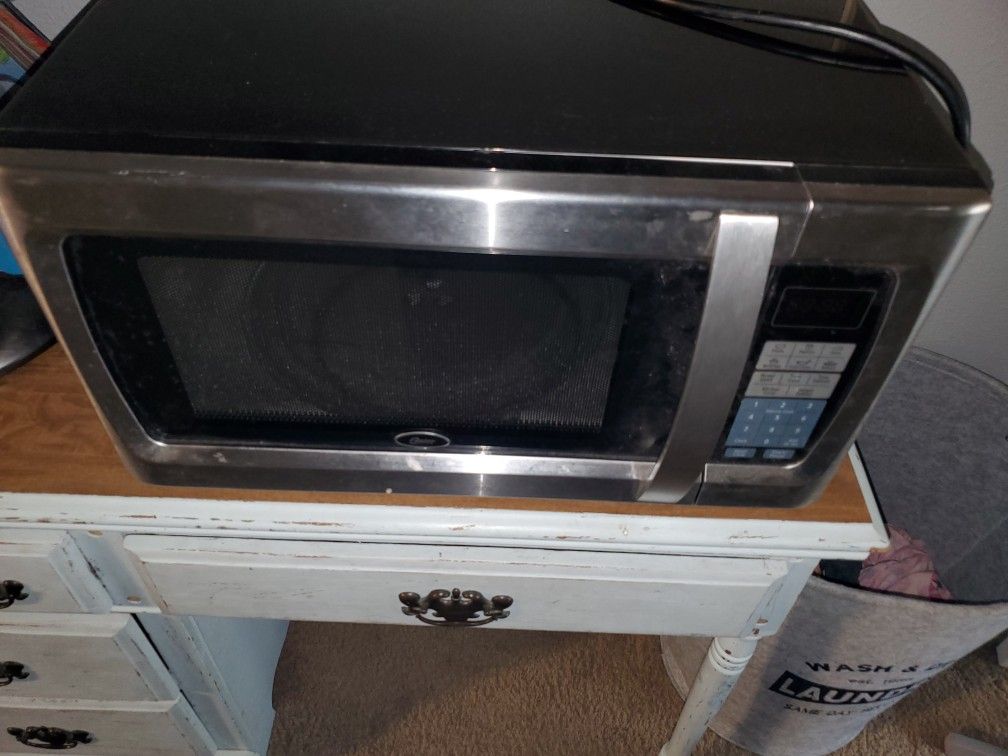 Oster large microwave